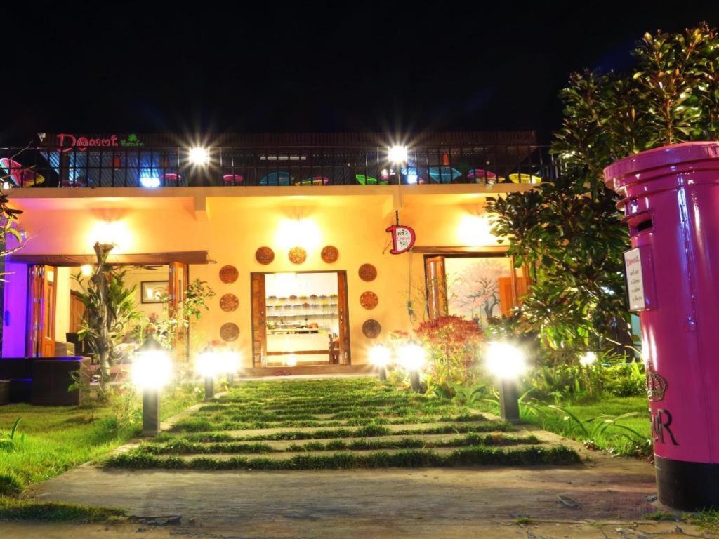 Donut Resort Mae Sai Exterior photo