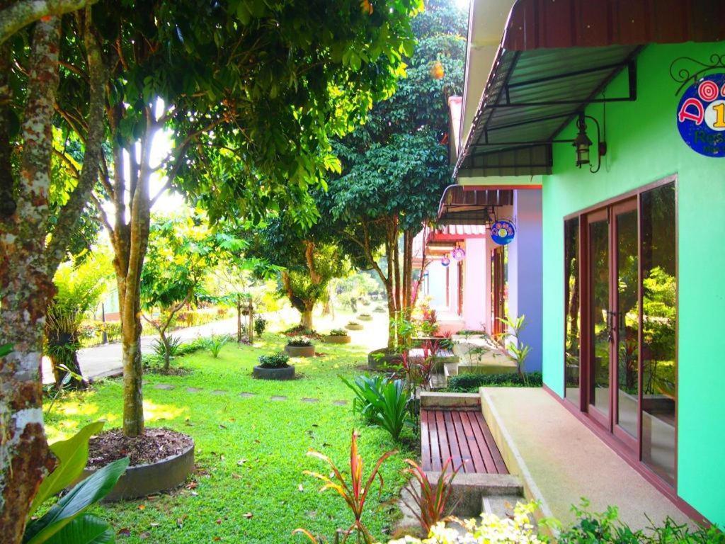 Donut Resort Mae Sai Exterior photo